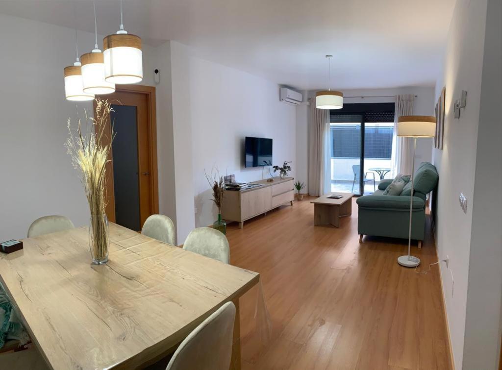 Apartamentos Motilla Del Azuer دايميل المظهر الخارجي الصورة