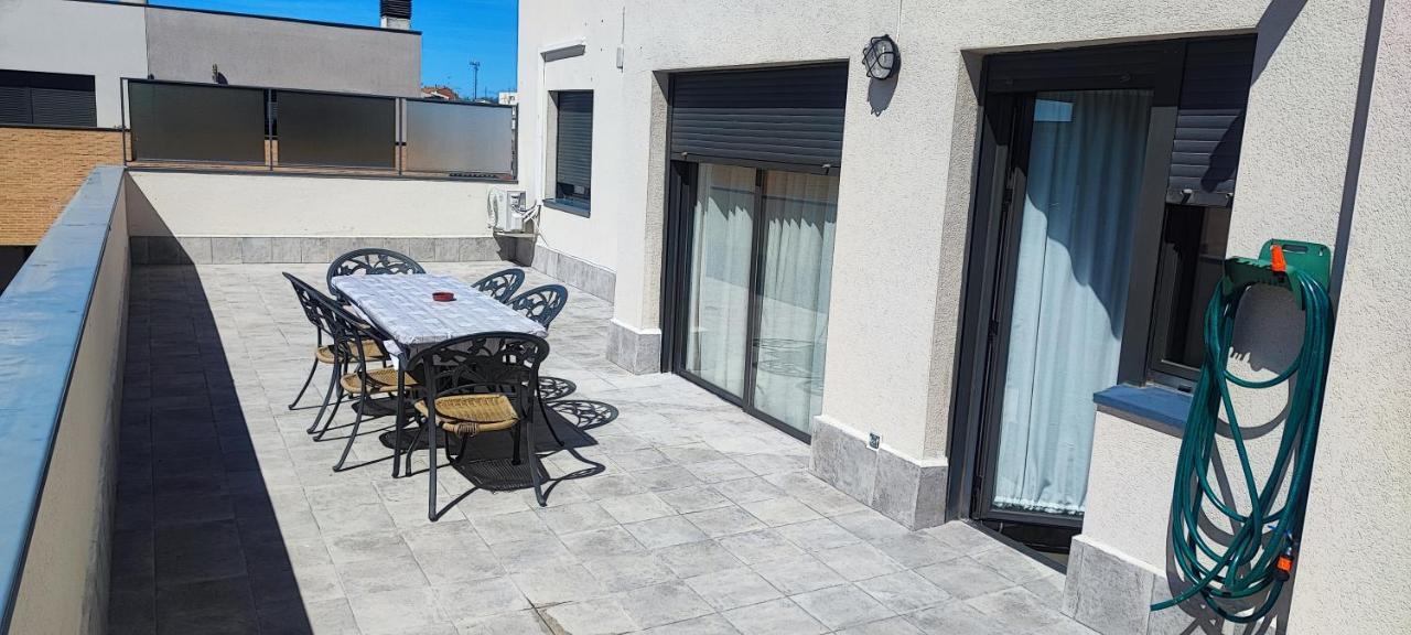 Apartamentos Motilla Del Azuer دايميل المظهر الخارجي الصورة